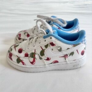 Nike Air Force One low Cherry Toddler size 9